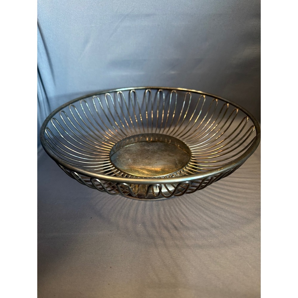 International Silver Company Vintage Silver Plate Wire Fruit Bowl Centerpiece